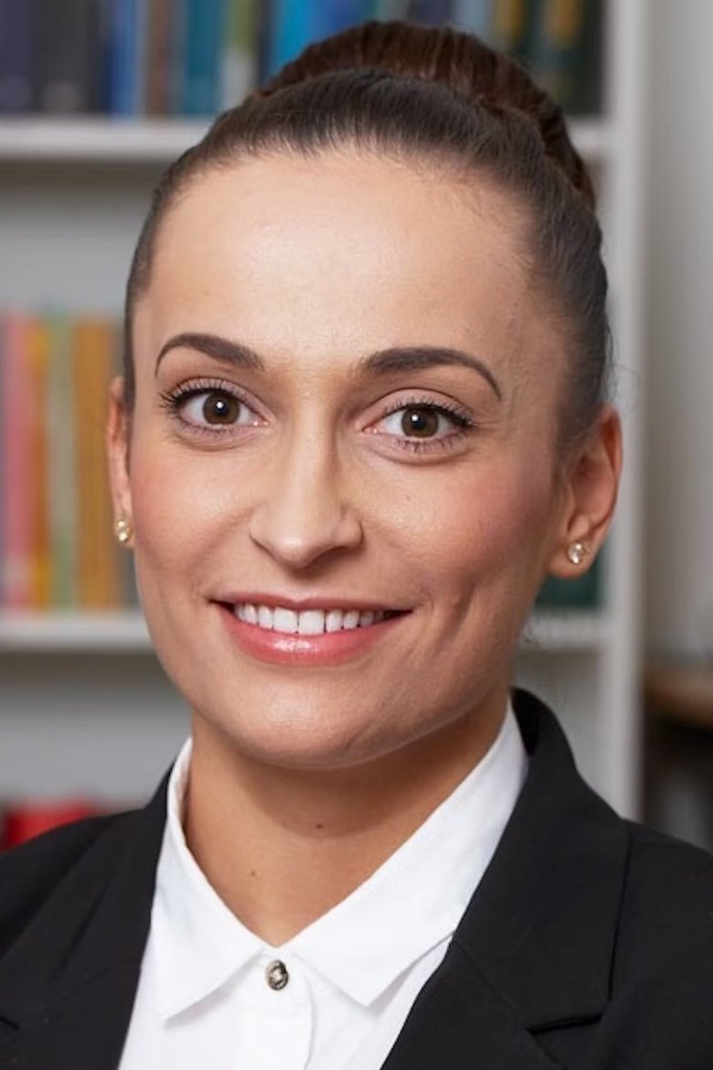 Portrait of Amira Smajic