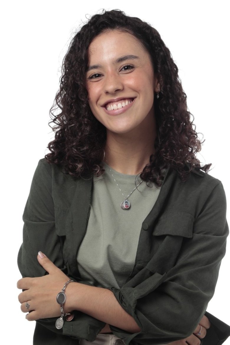 Portrait of Julia Gois