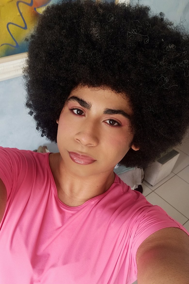 Portrait of Laura Assis