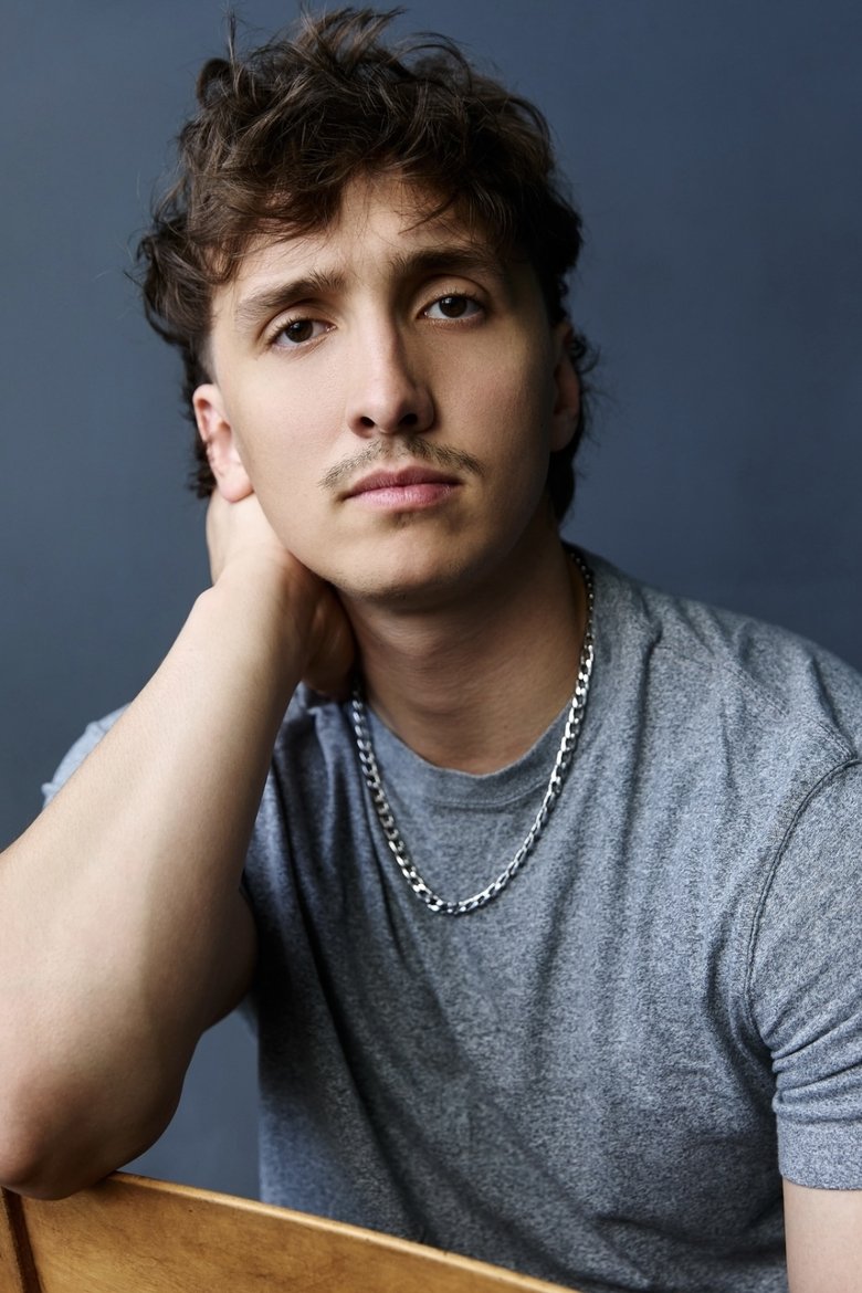 Portrait of Austin Lindsay