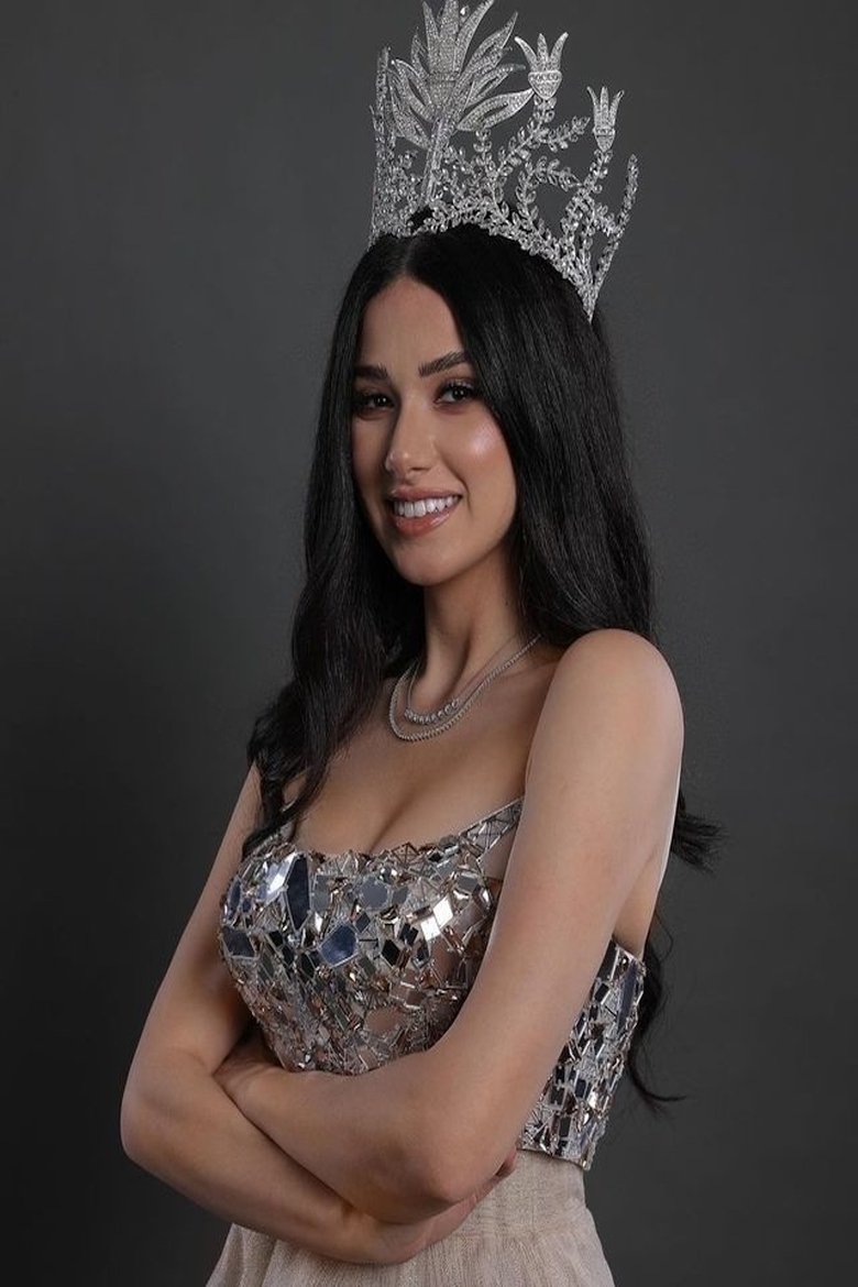 Portrait of Aya Abdel Razik