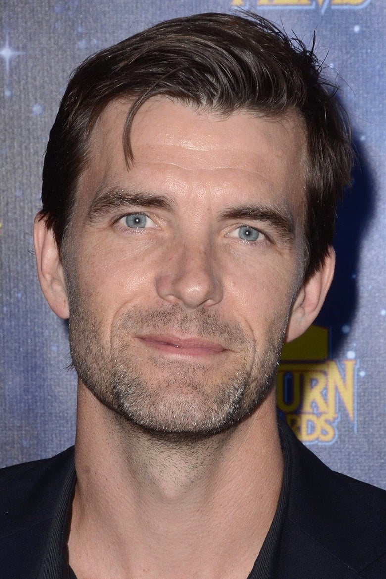 Portrait of Lucas Bryant