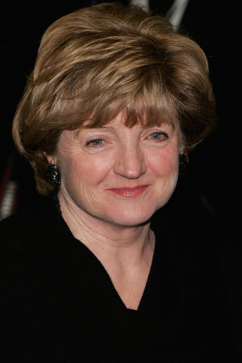 Portrait of Julia McKenzie