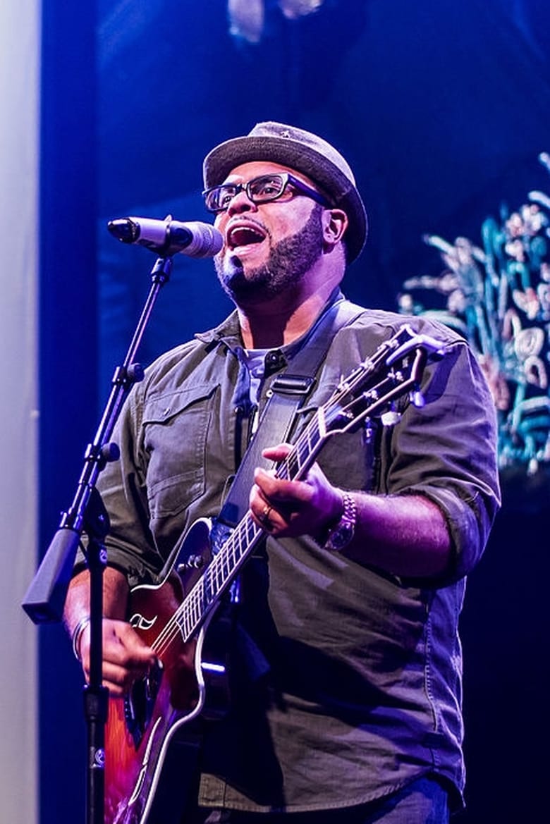 Portrait of Israel Houghton