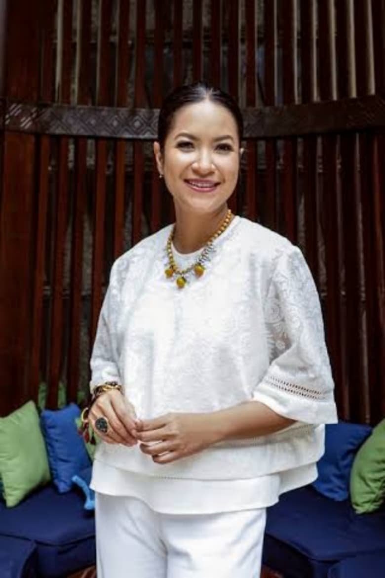 Portrait of Sari Nila