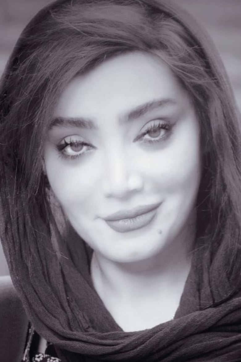 Portrait of Leila Boushehri