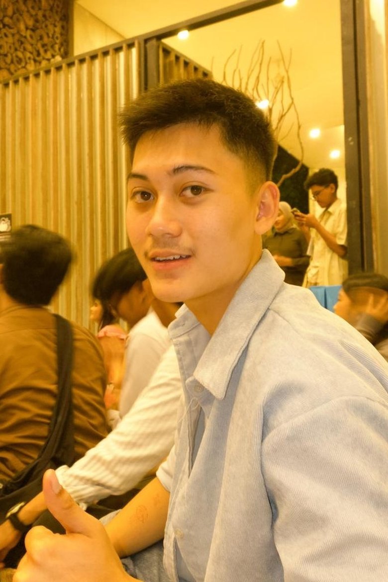 Portrait of Muhamad Thobias