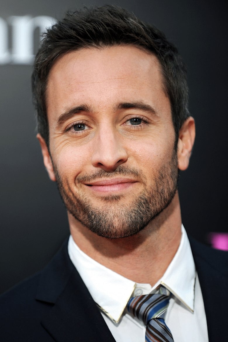 Portrait of Alex O'Loughlin