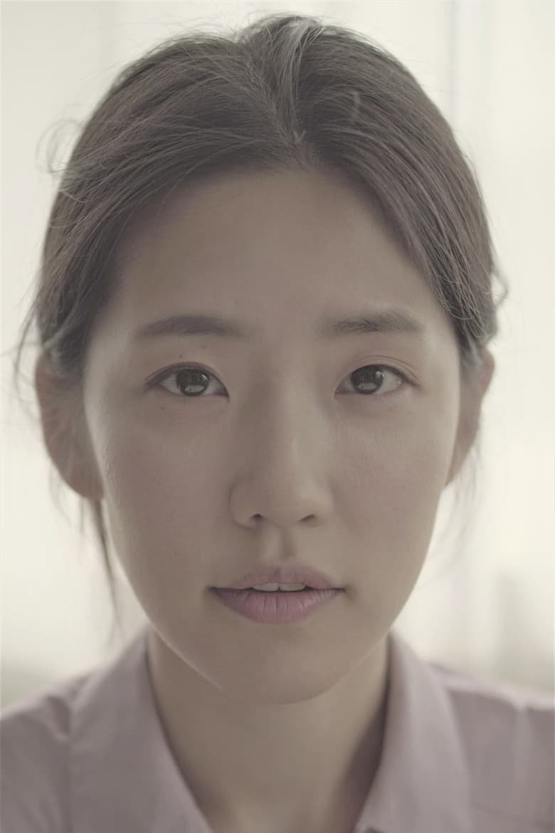 Portrait of Lee Yeon-ju