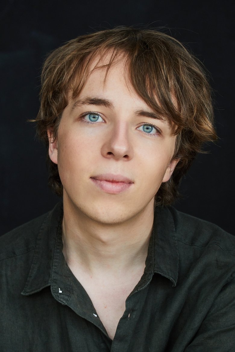 Portrait of Ed Oxenbould