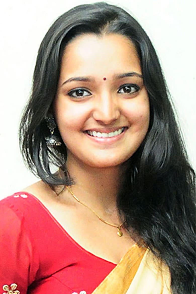 Portrait of Thanuja Kartik