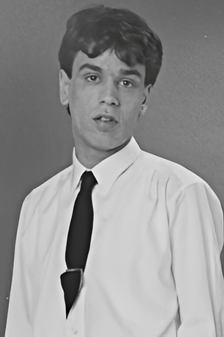 Portrait of Simon Brenner
