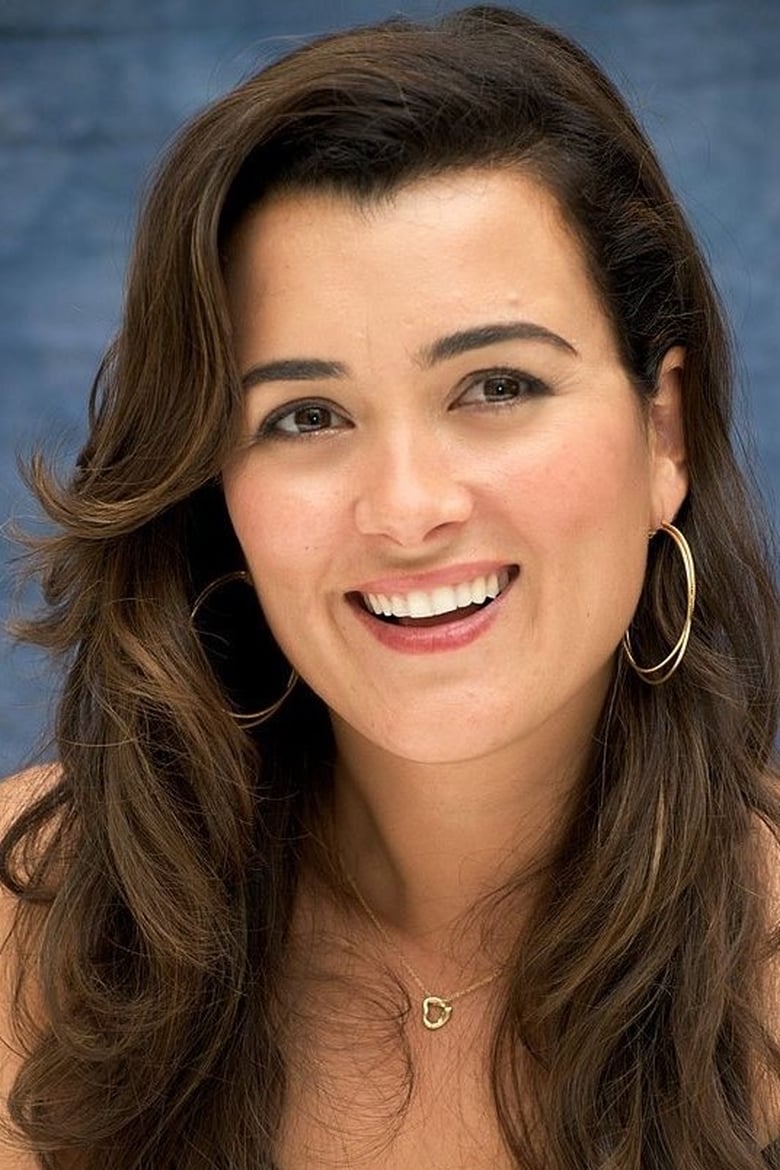 Portrait of Cote de Pablo