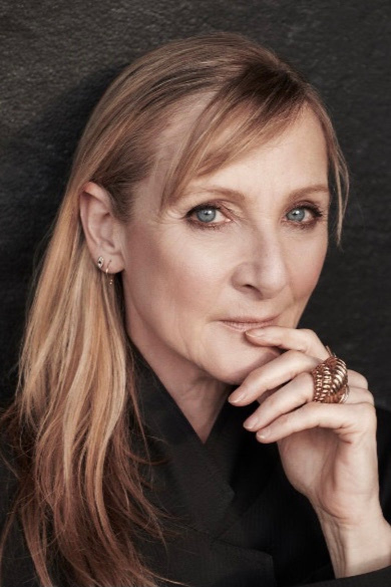 Portrait of Lesley Sharp