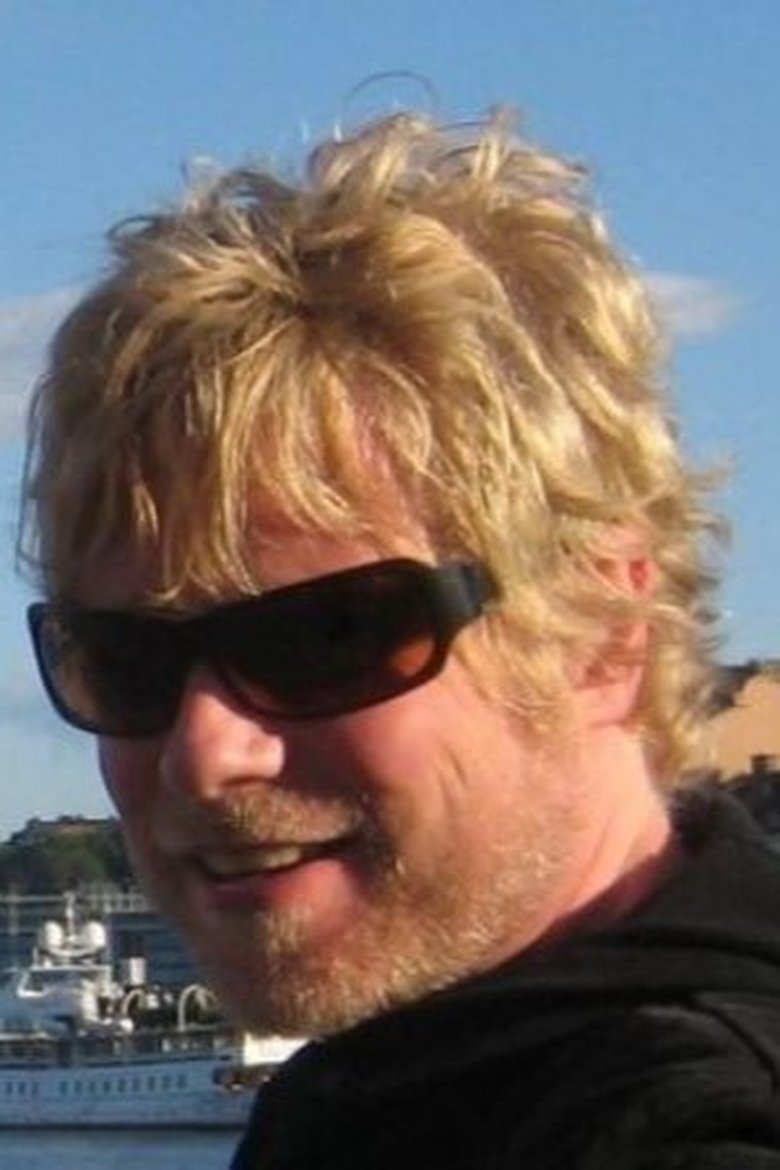 Portrait of Rob Hepburn