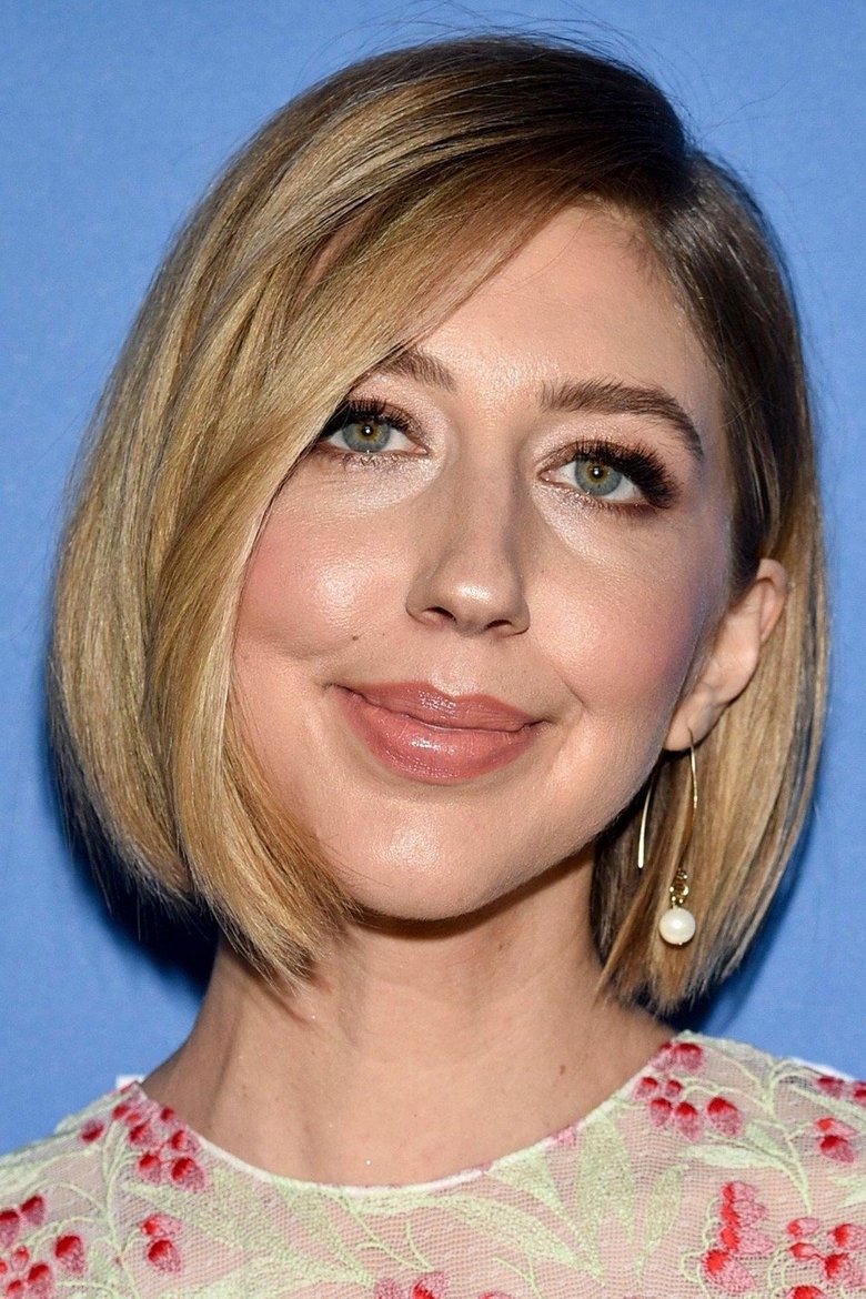 Portrait of Heidi Gardner