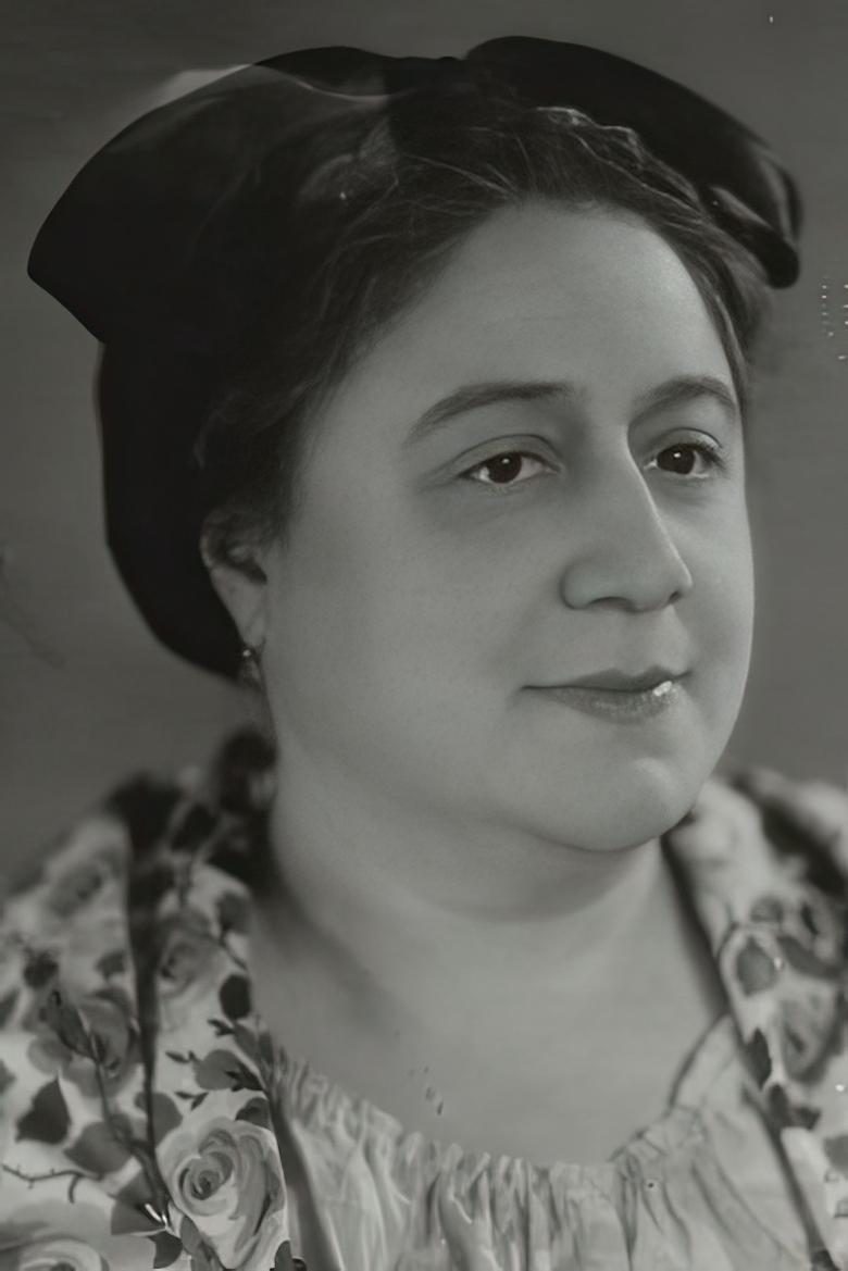 Portrait of Mady Berry