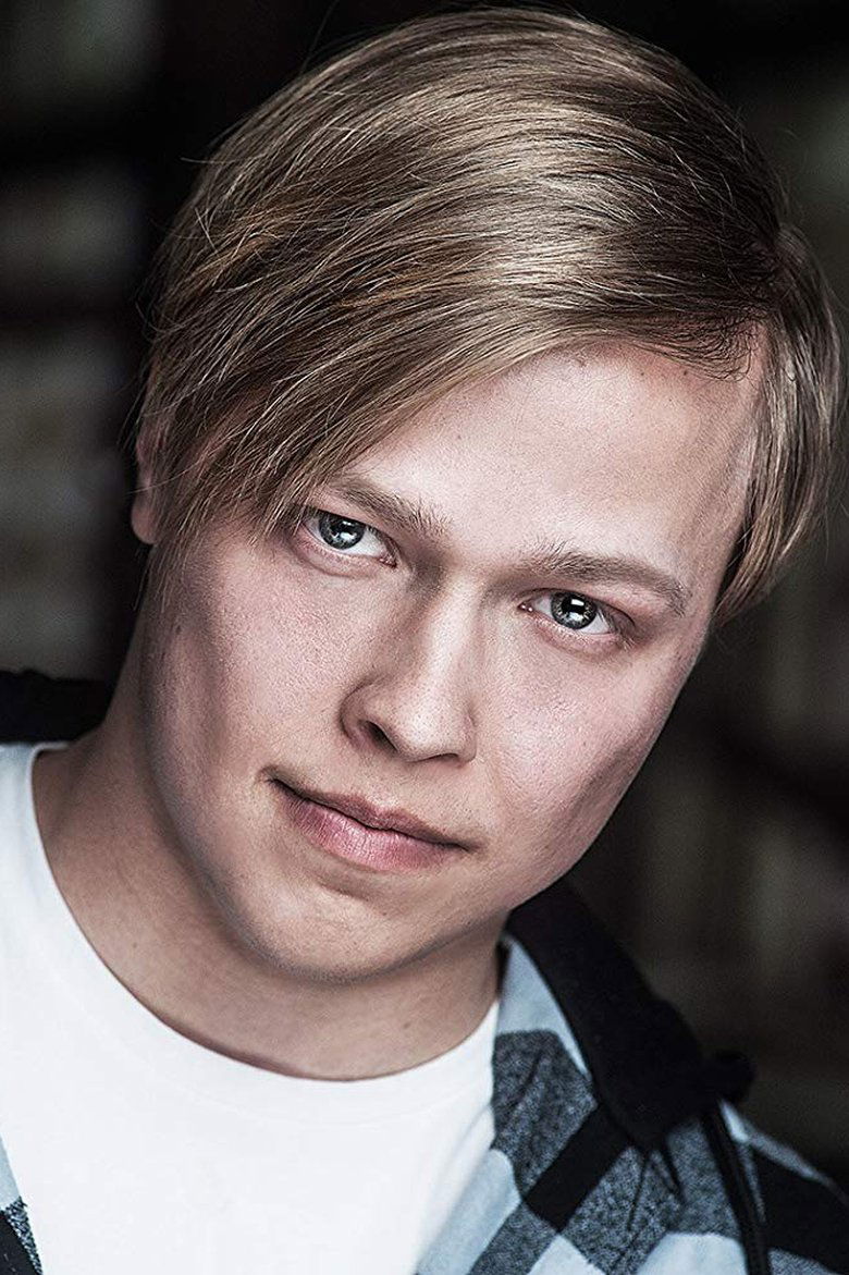 Portrait of Erik Junnola