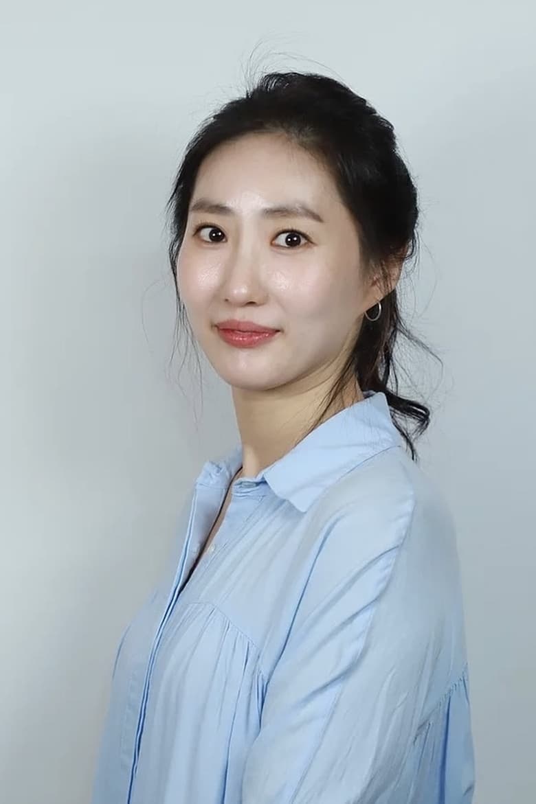 Portrait of Moon Hyun-jung