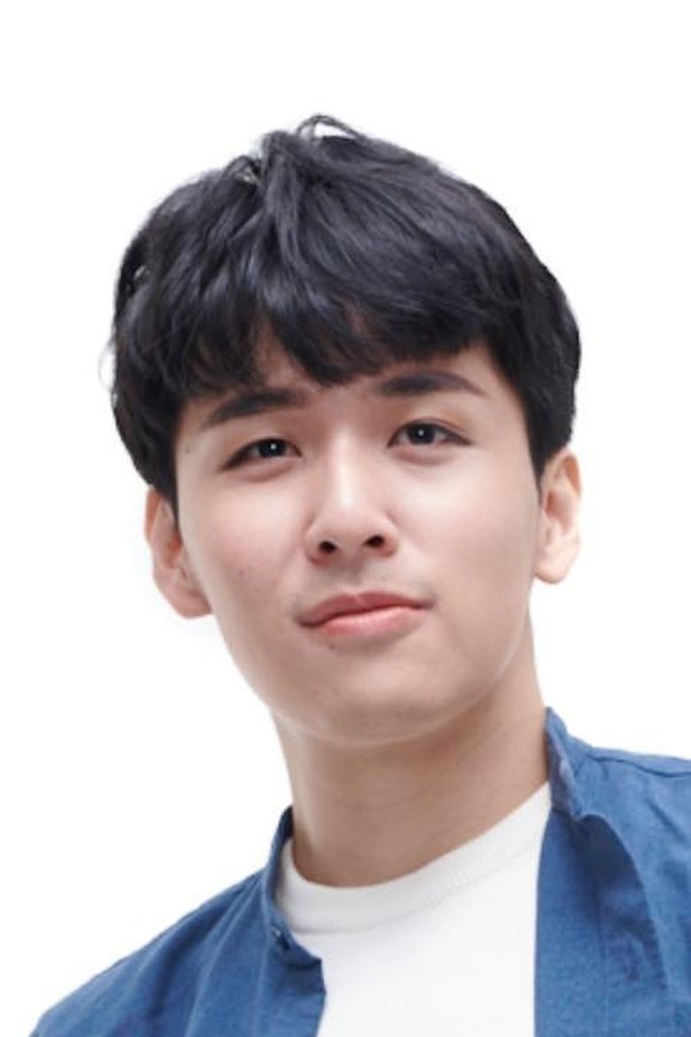 Portrait of Chris Chen