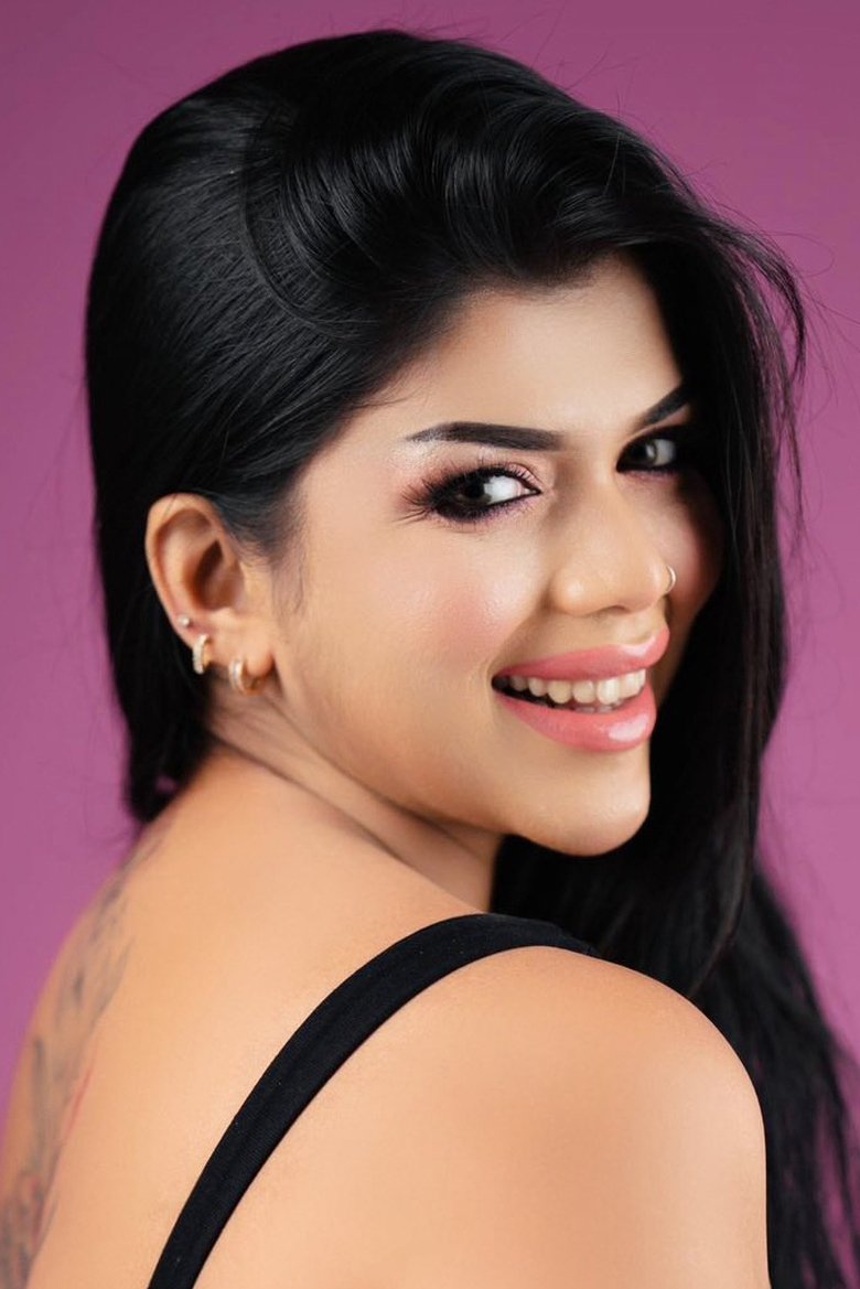 Portrait of Heshani Liyadipita