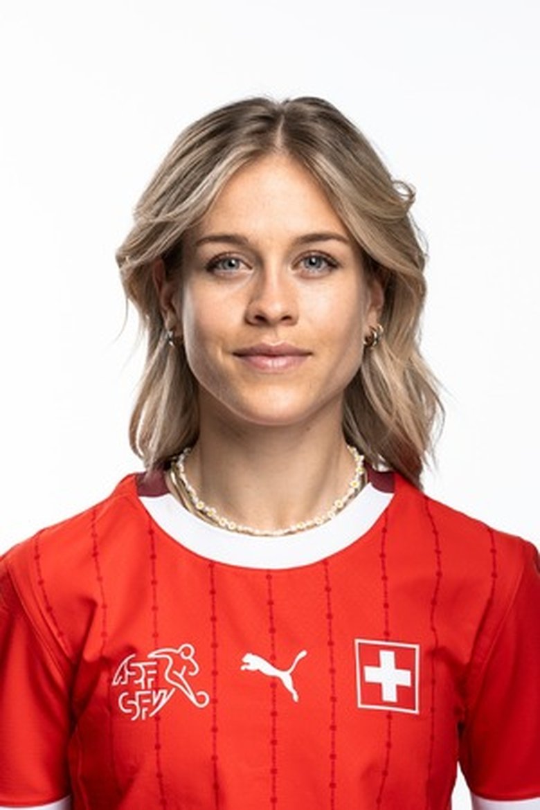 Portrait of Nadine Riesen