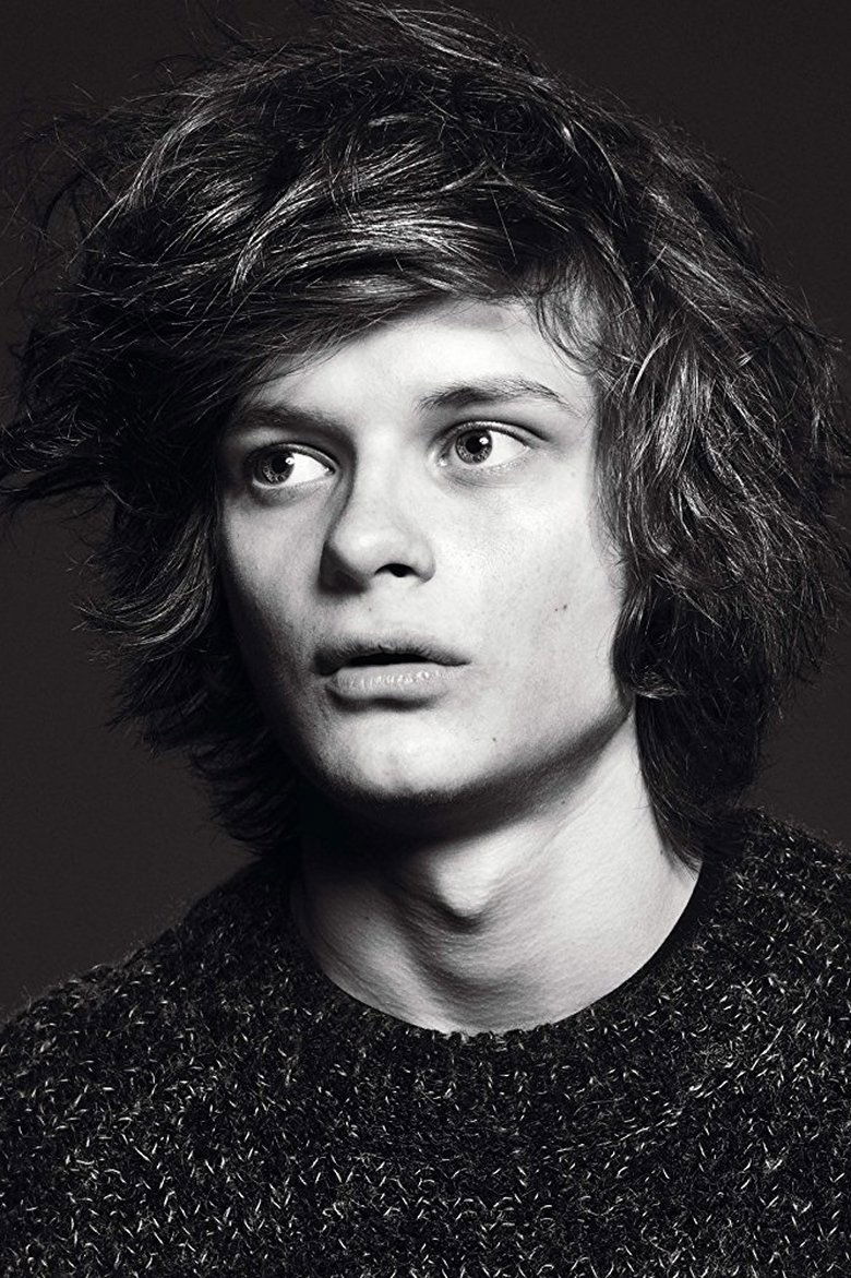 Portrait of Charlie Tahan