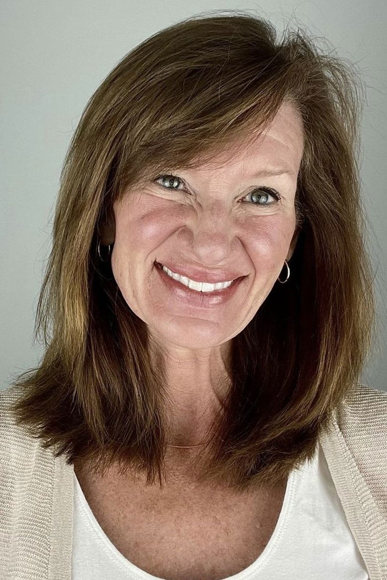 Portrait of Alison Bueschen