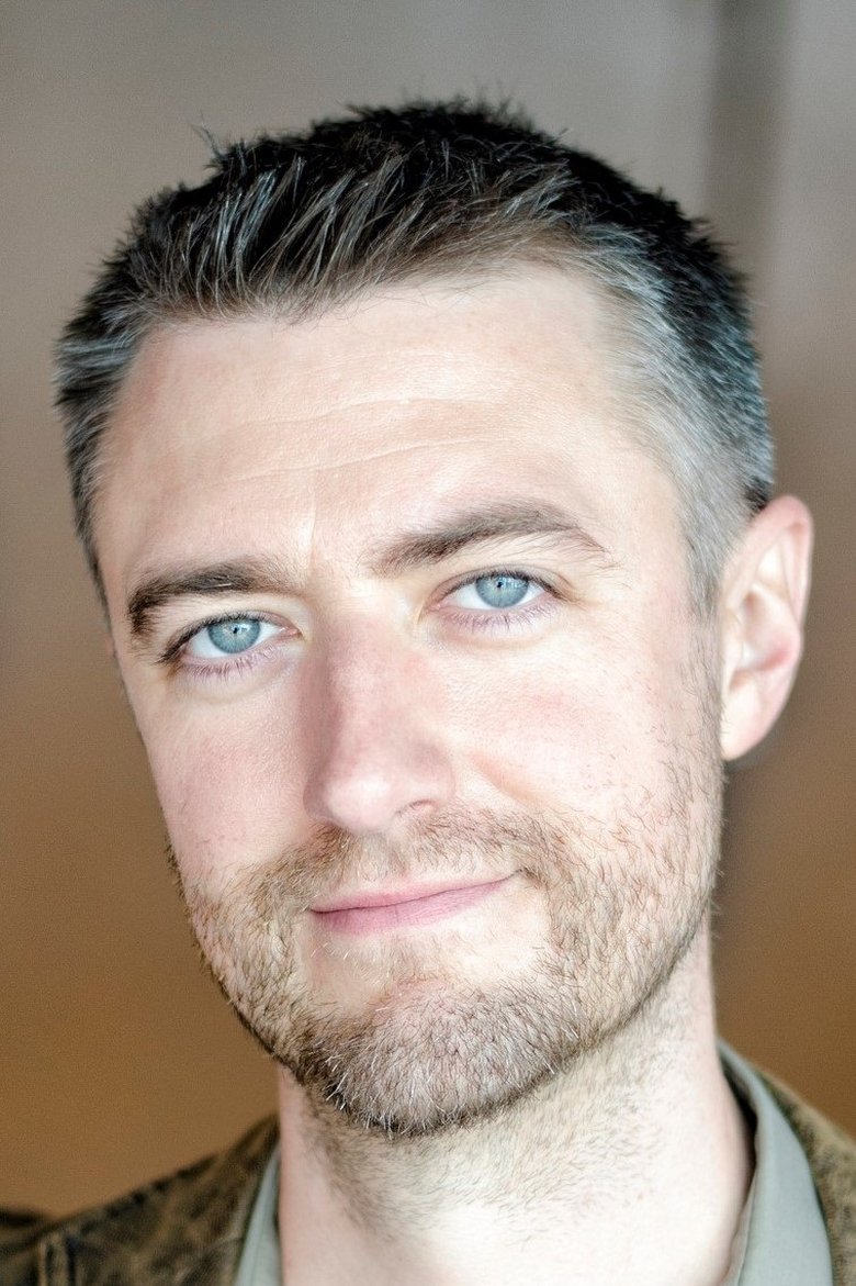 Portrait of Sean Gunn