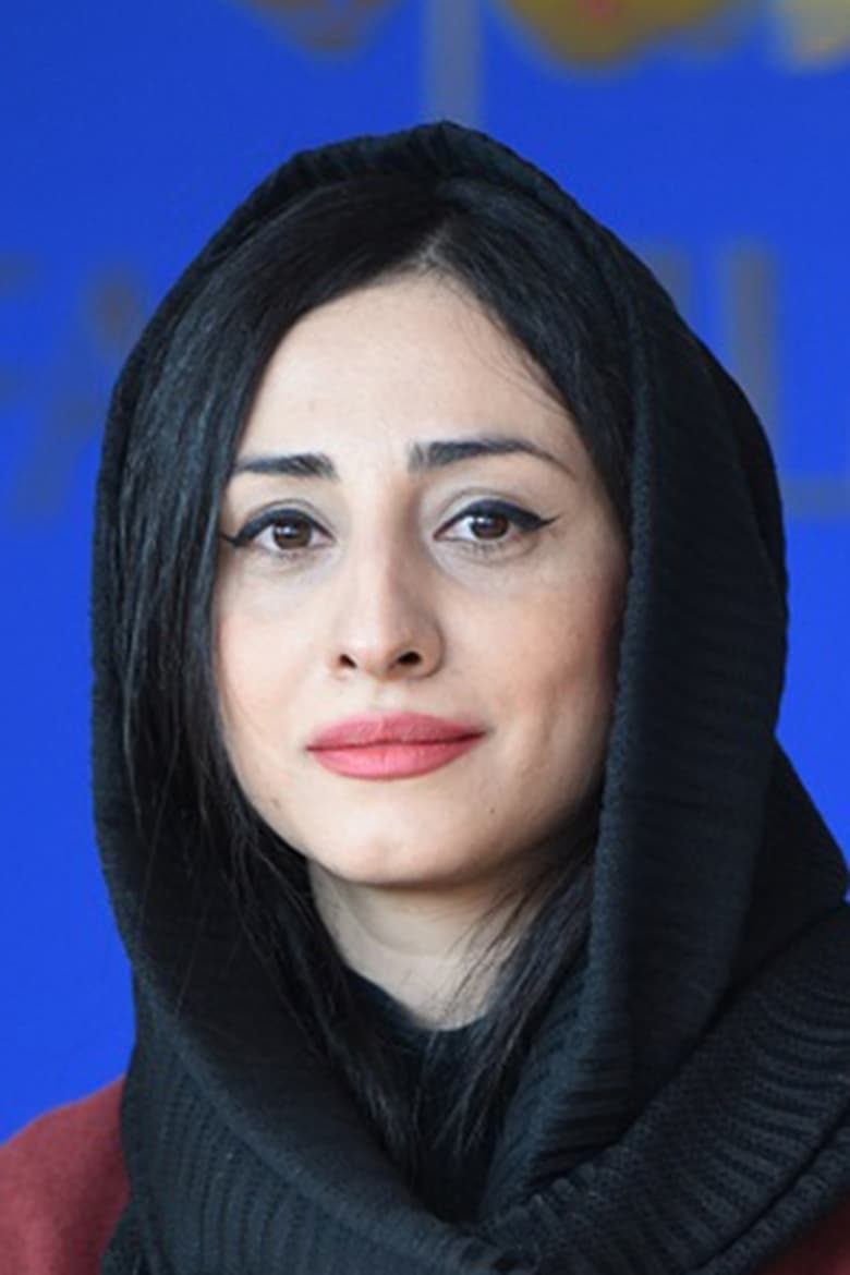 Portrait of Safoora Khoshtinat