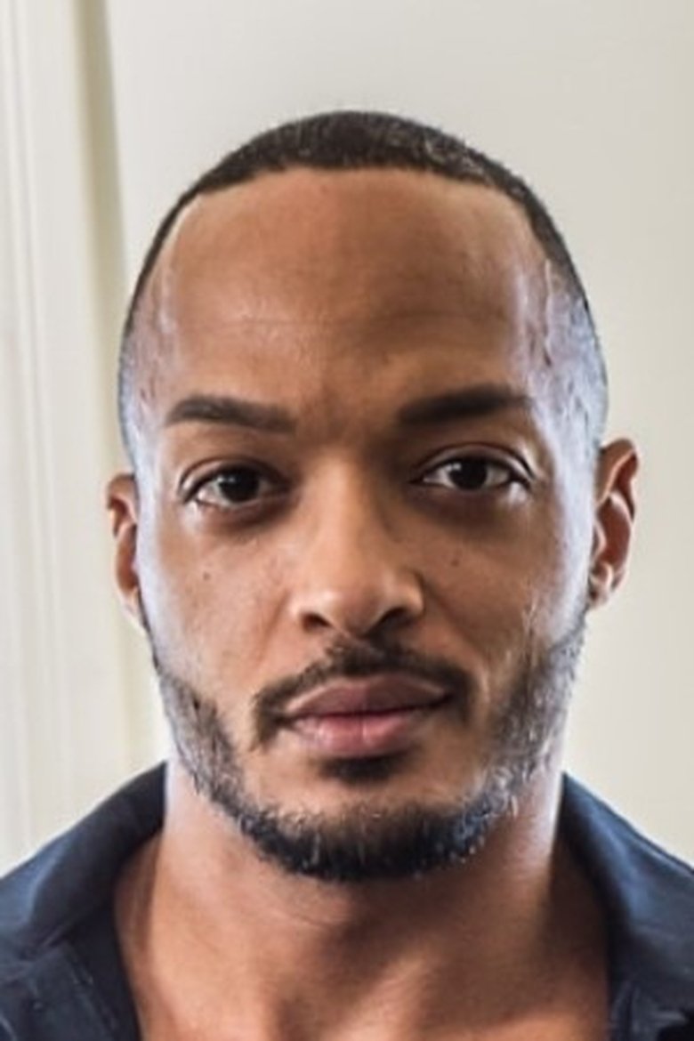 Portrait of Dillon Diaz