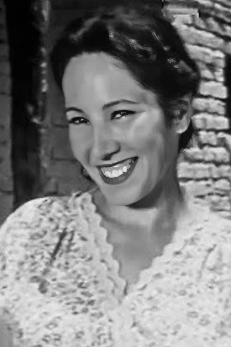 Portrait of Iris Portillo