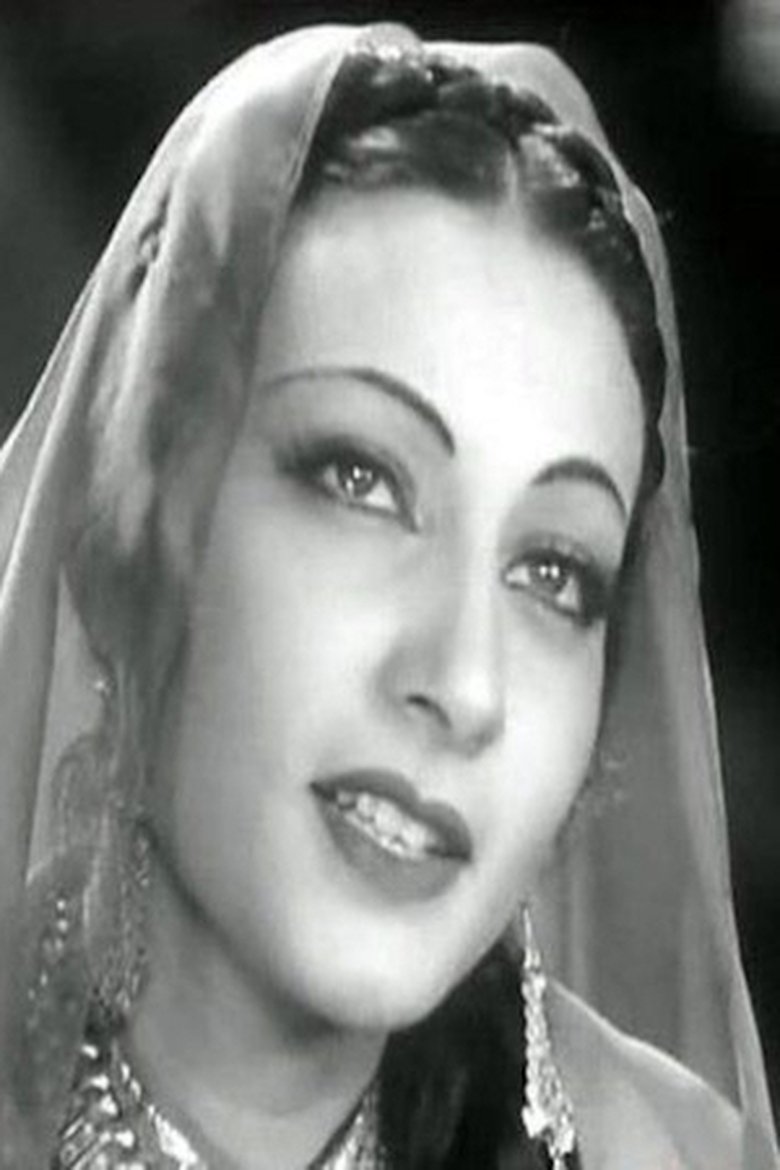 Portrait of Nadia Nagi