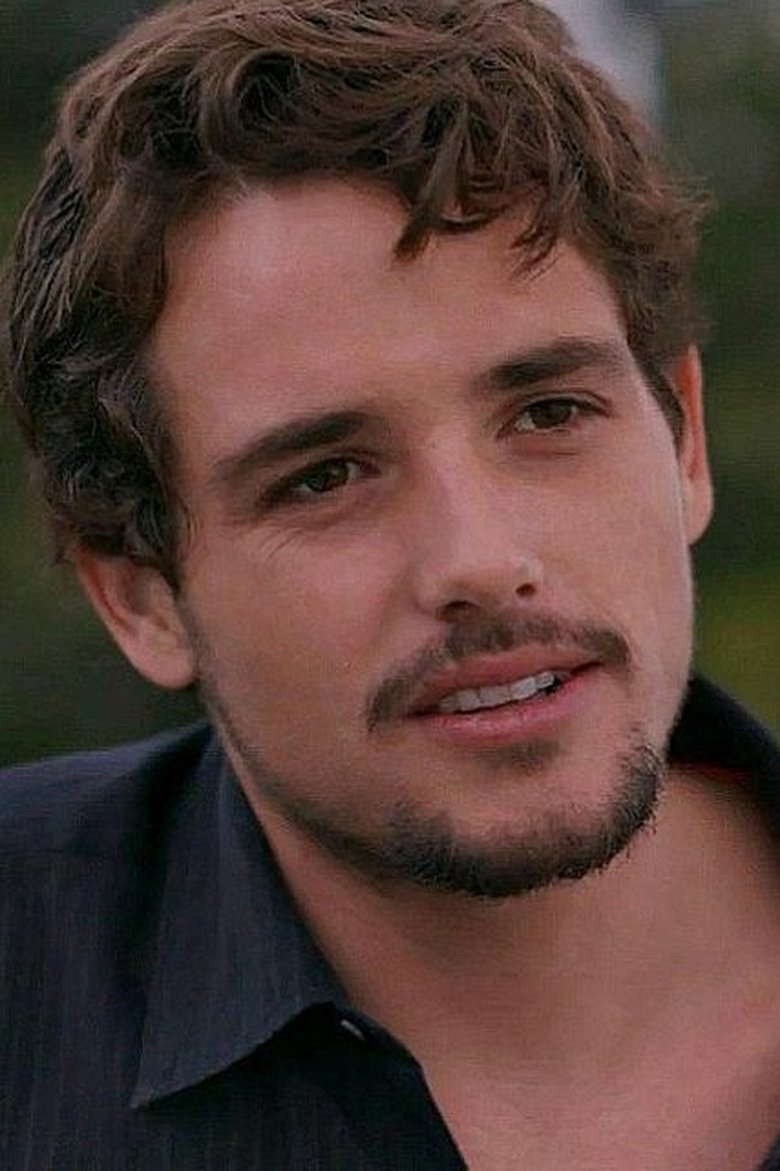 Portrait of Tyler Nixon