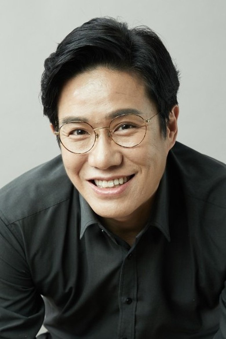 Portrait of Sin Ha-jun