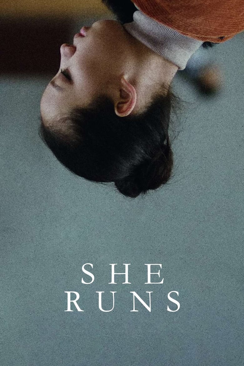 Poster of She Runs