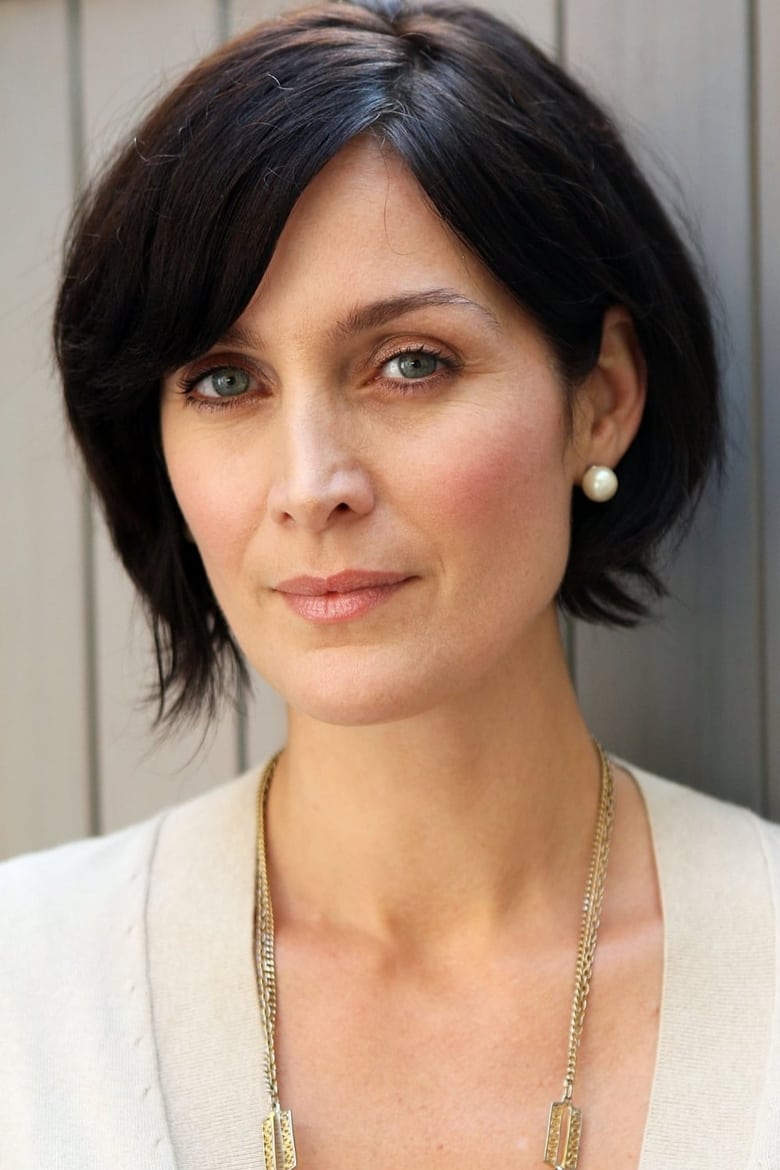 Portrait of Carrie-Anne Moss