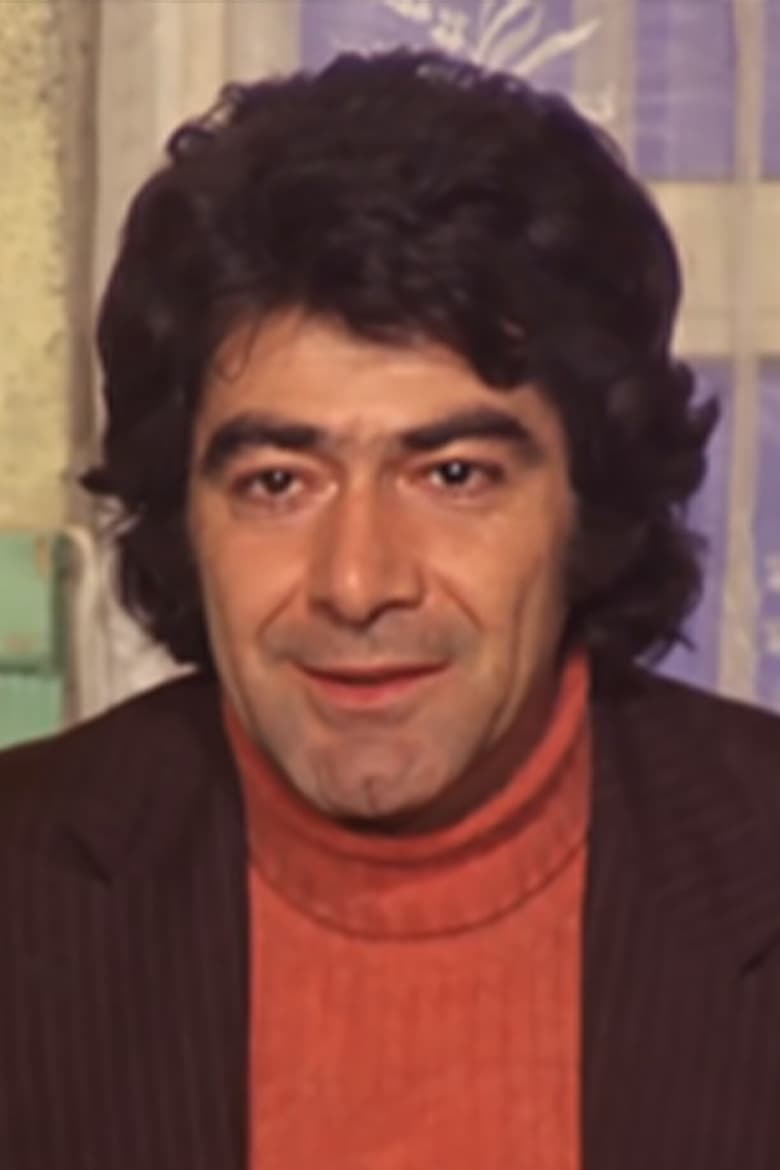 Portrait of Özcan Özgür