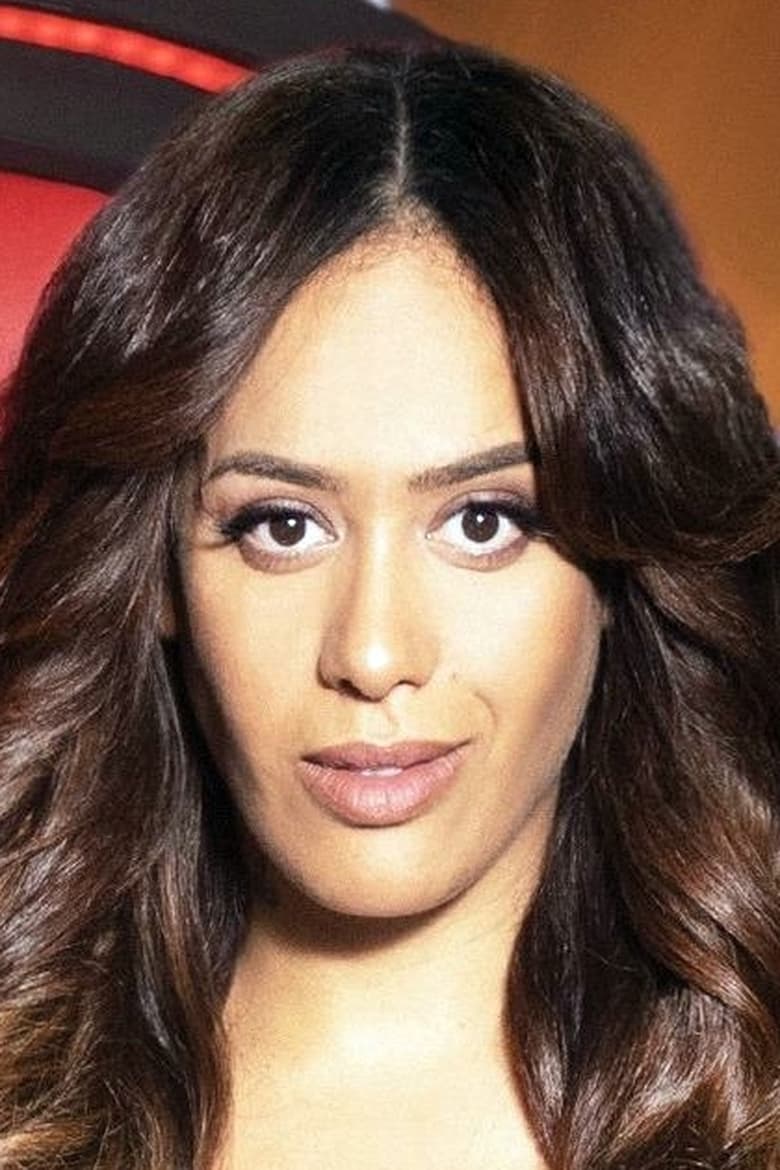 Portrait of Amel Bent