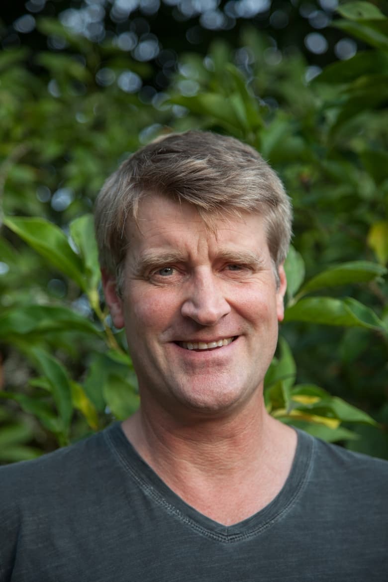 Portrait of Pete Nelson