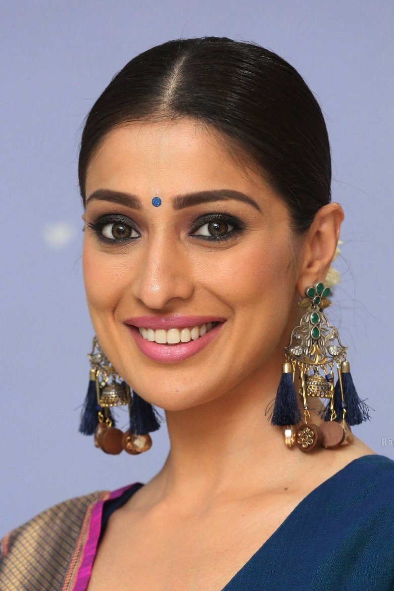 Portrait of Raai Laxmi