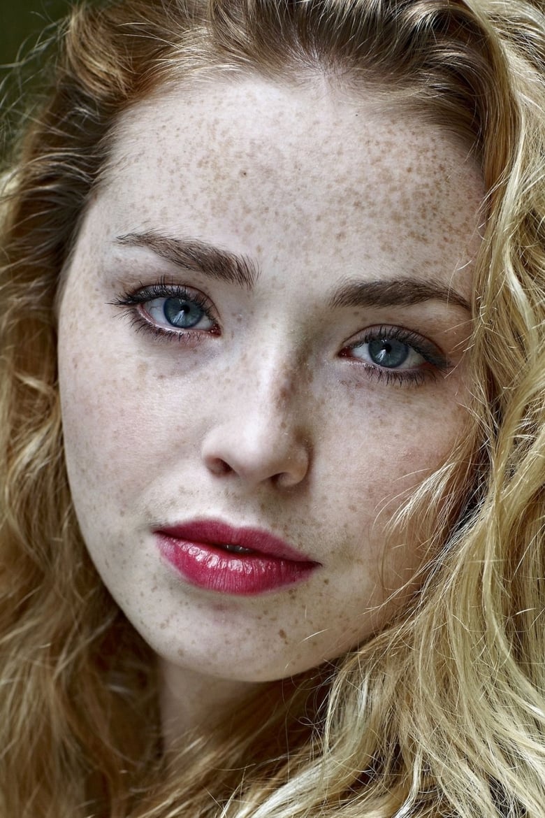 Portrait of Freya Mavor