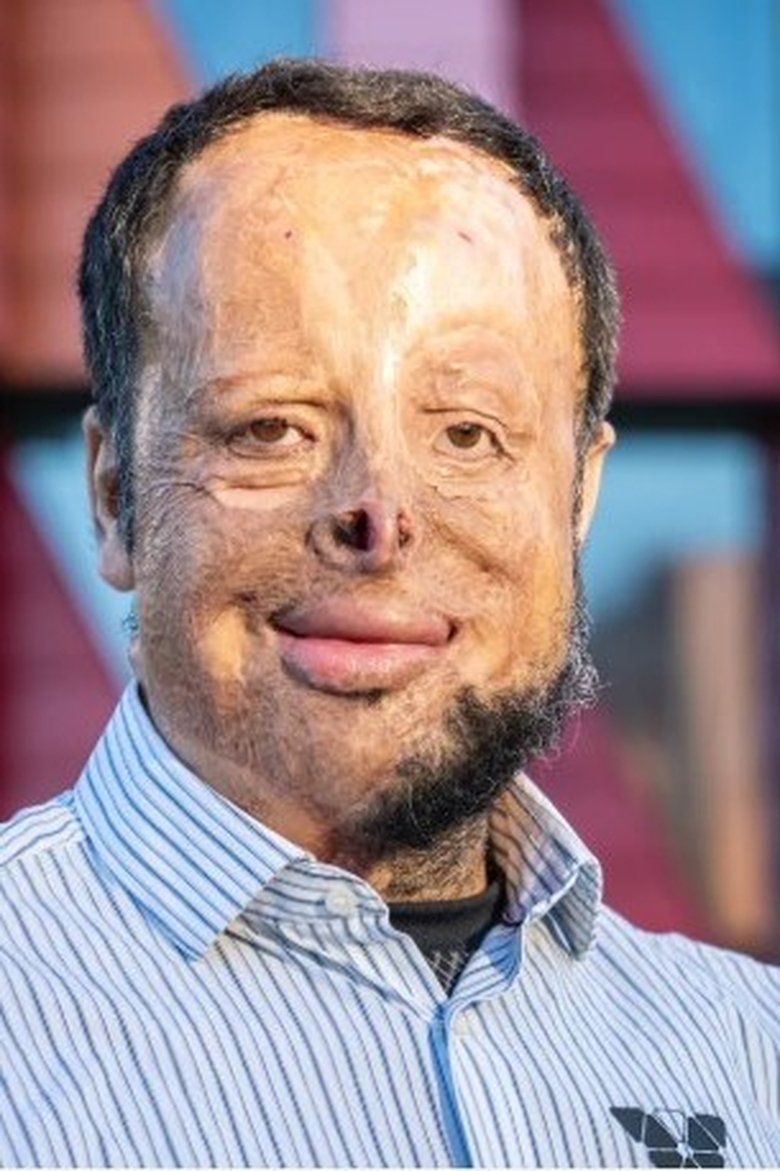 Portrait of Masoud Owji