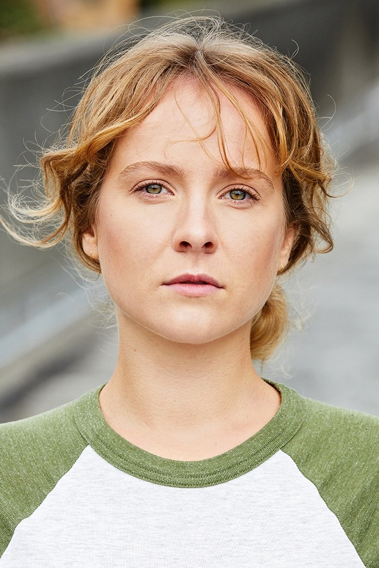 Portrait of Livia Perneel