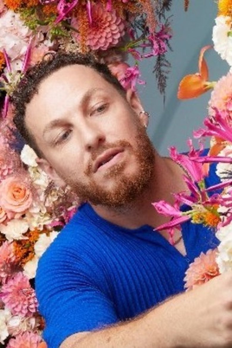 Portrait of Alex Ramirès