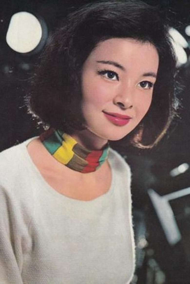 Portrait of Akemi Mari