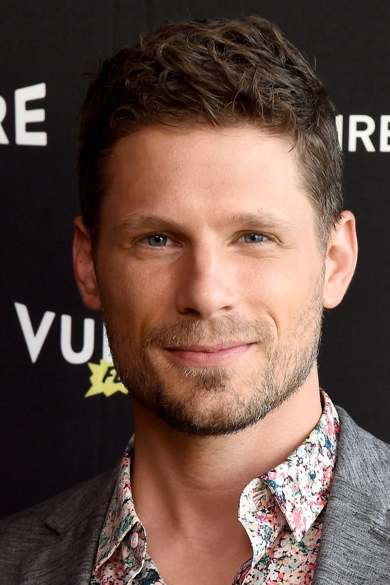 Portrait of Matt Lauria