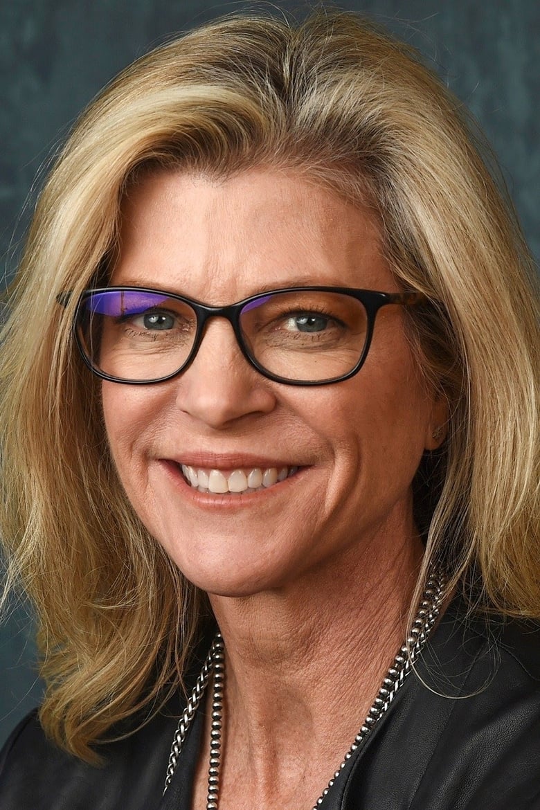 Portrait of Michelle MacLaren