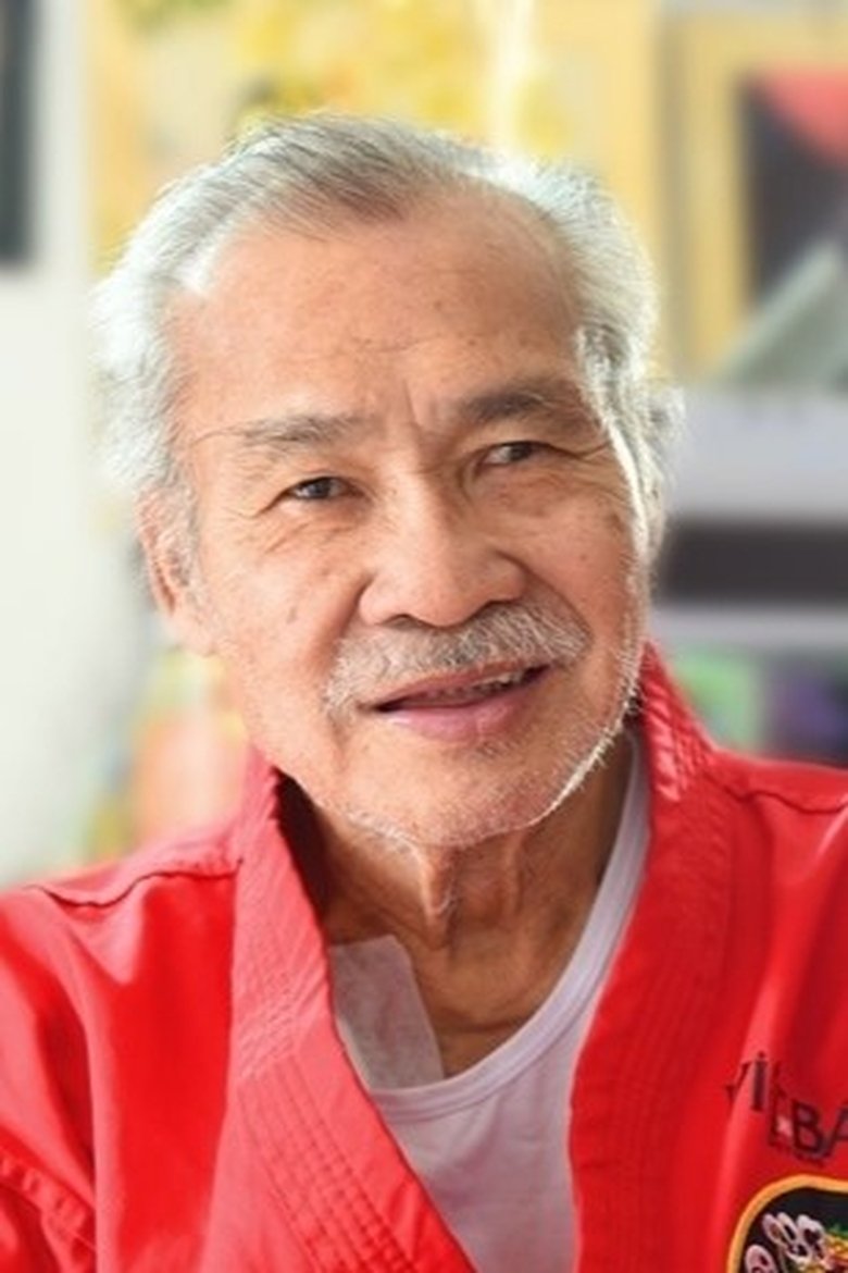 Portrait of Lý Huỳnh