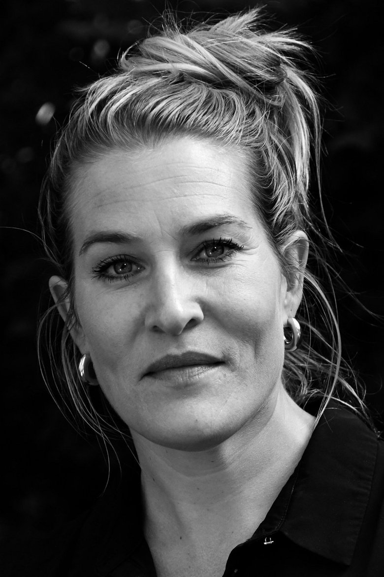 Portrait of Linnea Voss